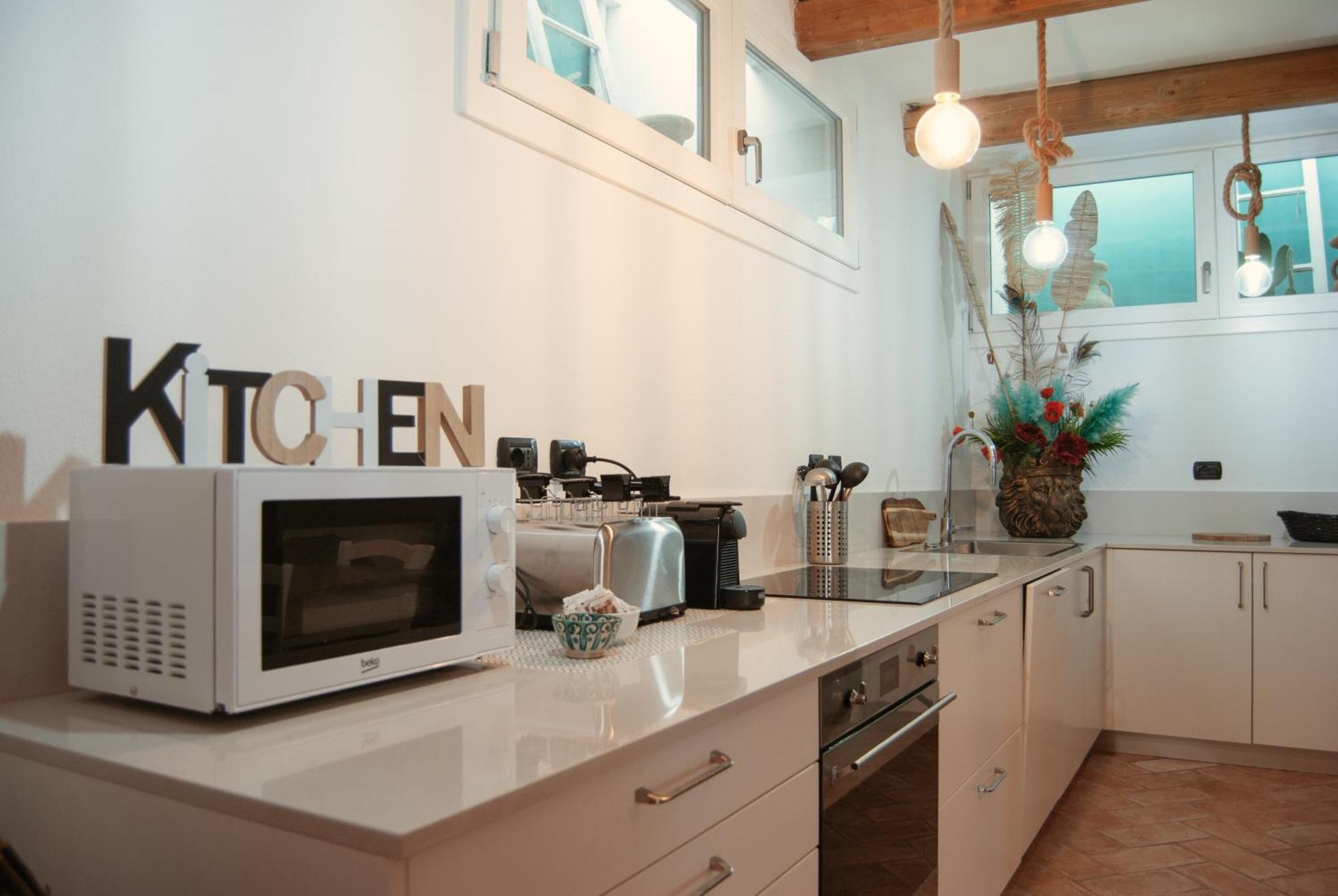 Welcome Traveller Frida'S Rooms Caprino Veronese Exterior photo