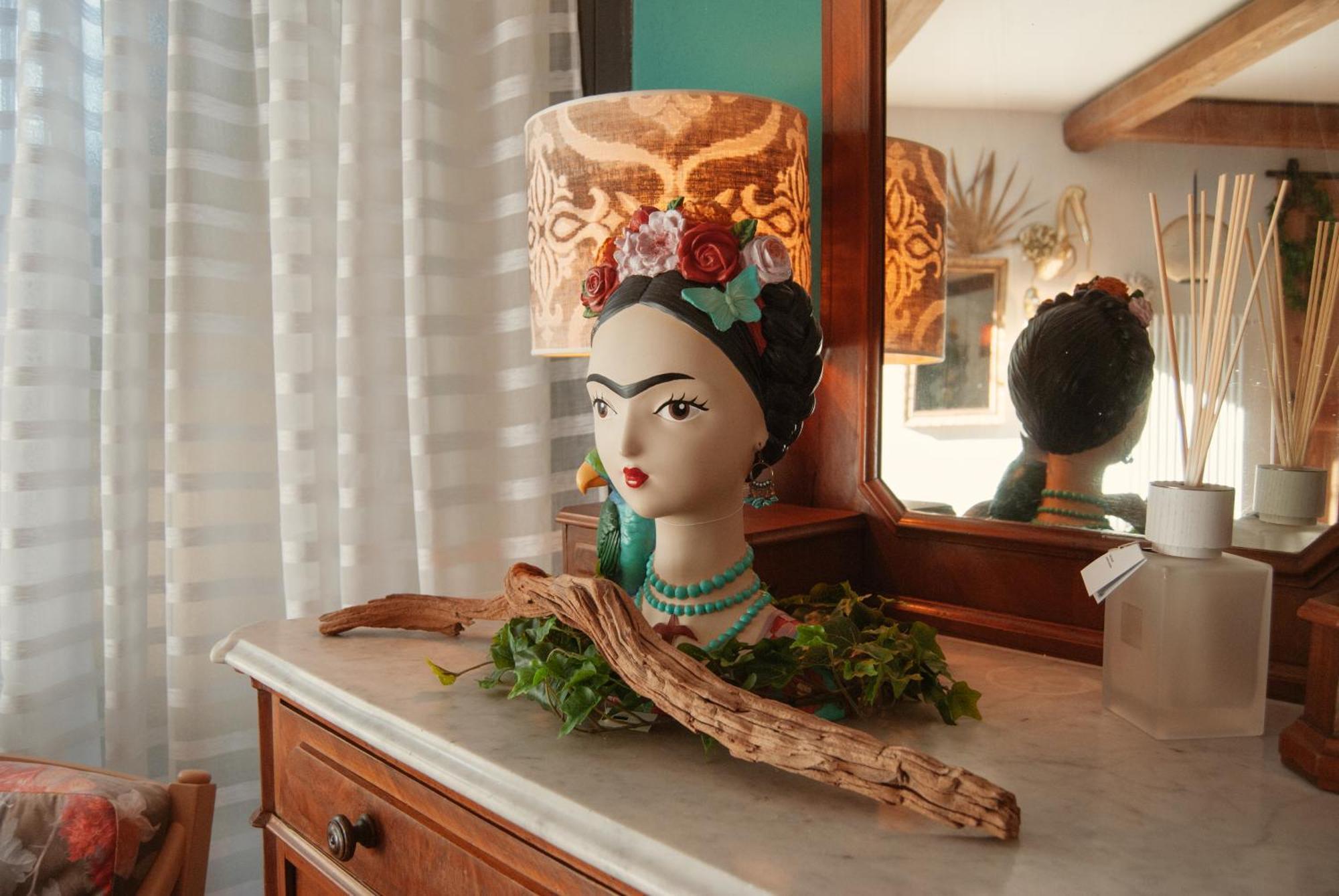 Welcome Traveller Frida'S Rooms Caprino Veronese Exterior photo