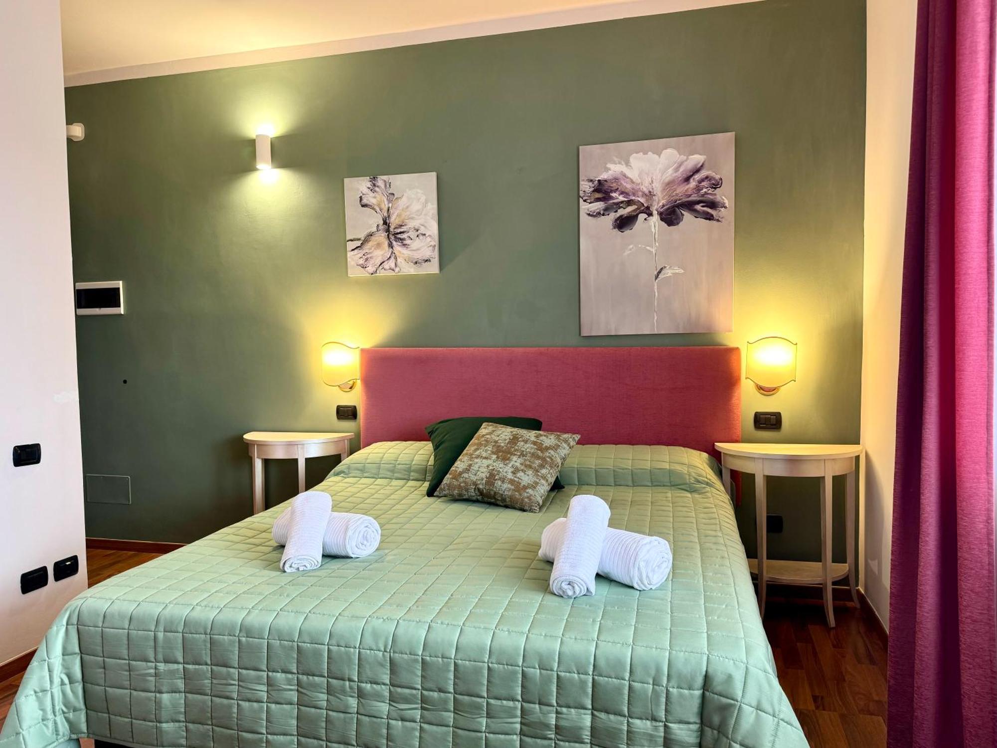 Welcome Traveller Frida'S Rooms Caprino Veronese Exterior photo