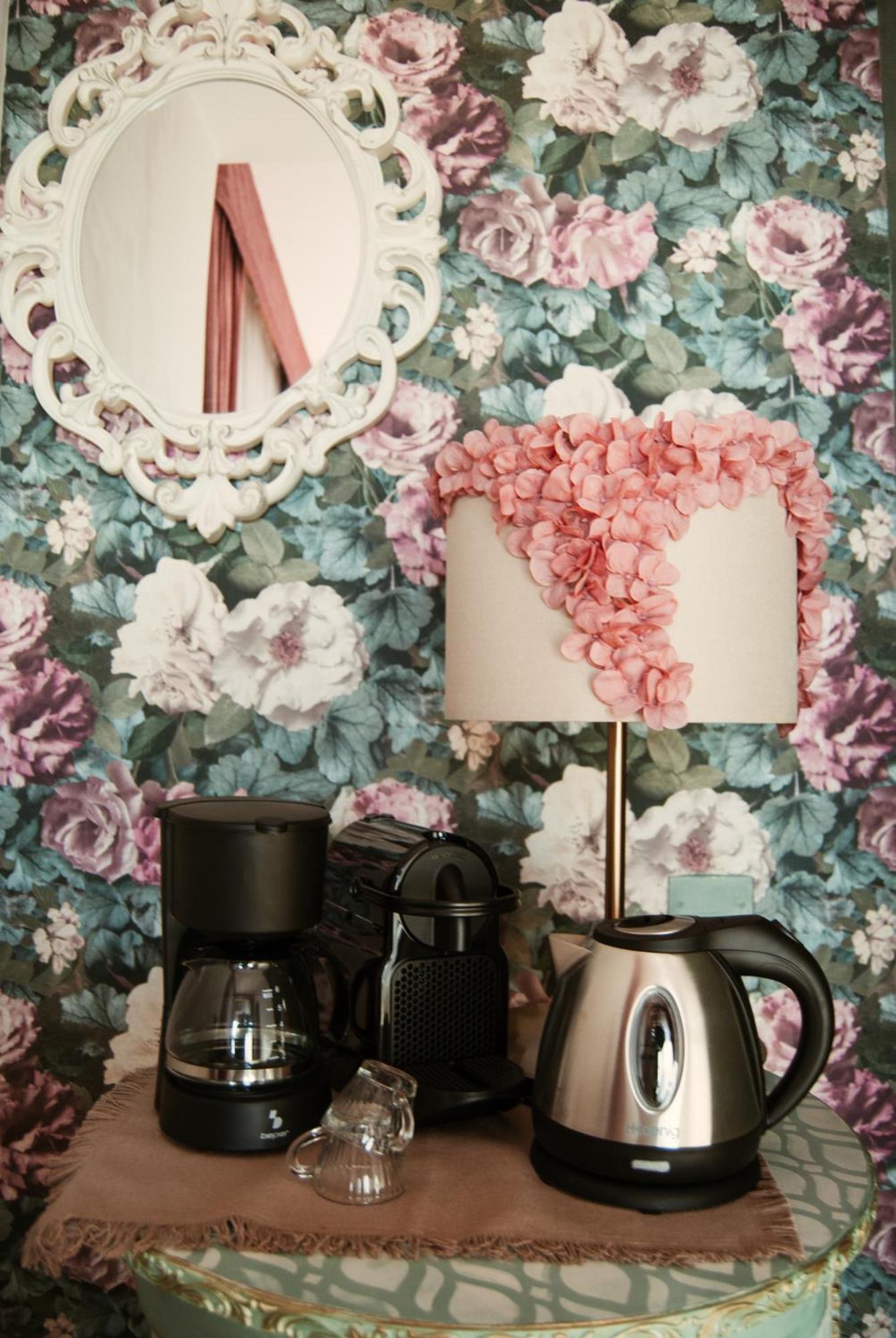 Welcome Traveller Frida'S Rooms Caprino Veronese Exterior photo