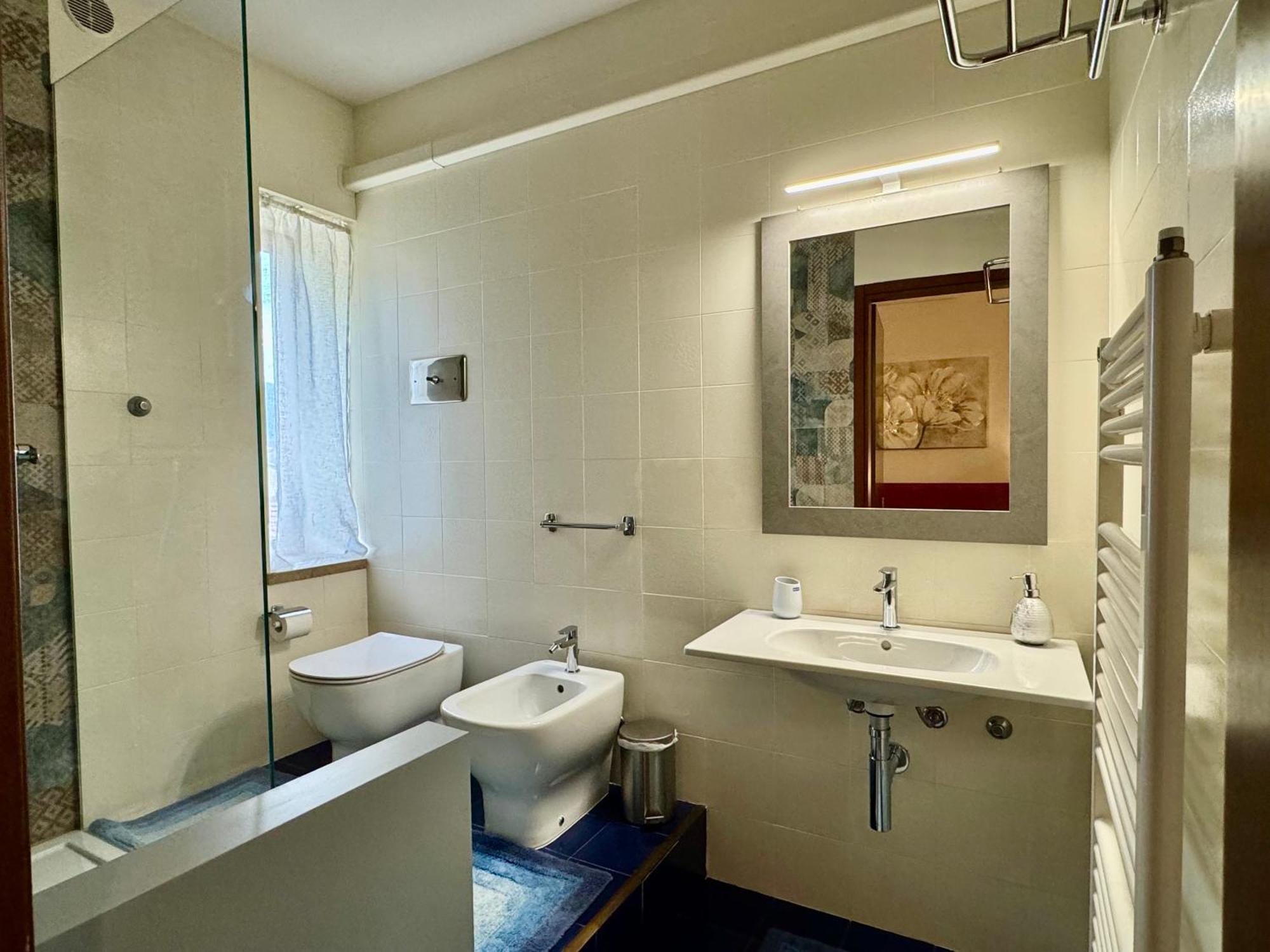 Welcome Traveller Frida'S Rooms Caprino Veronese Exterior photo