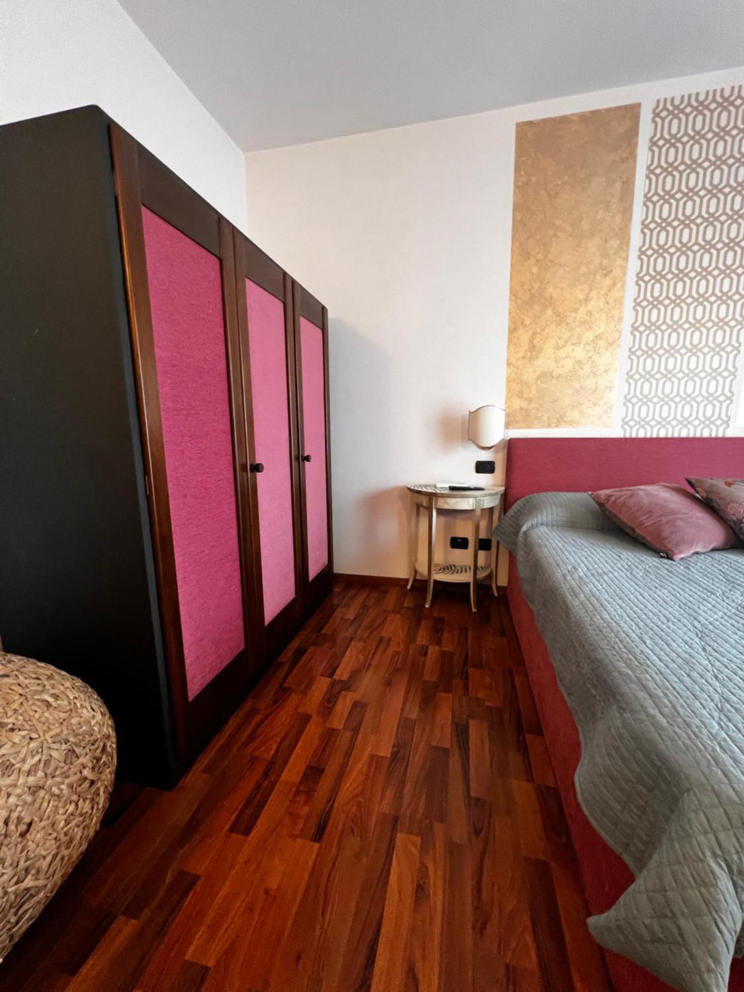Welcome Traveller Frida'S Rooms Caprino Veronese Exterior photo