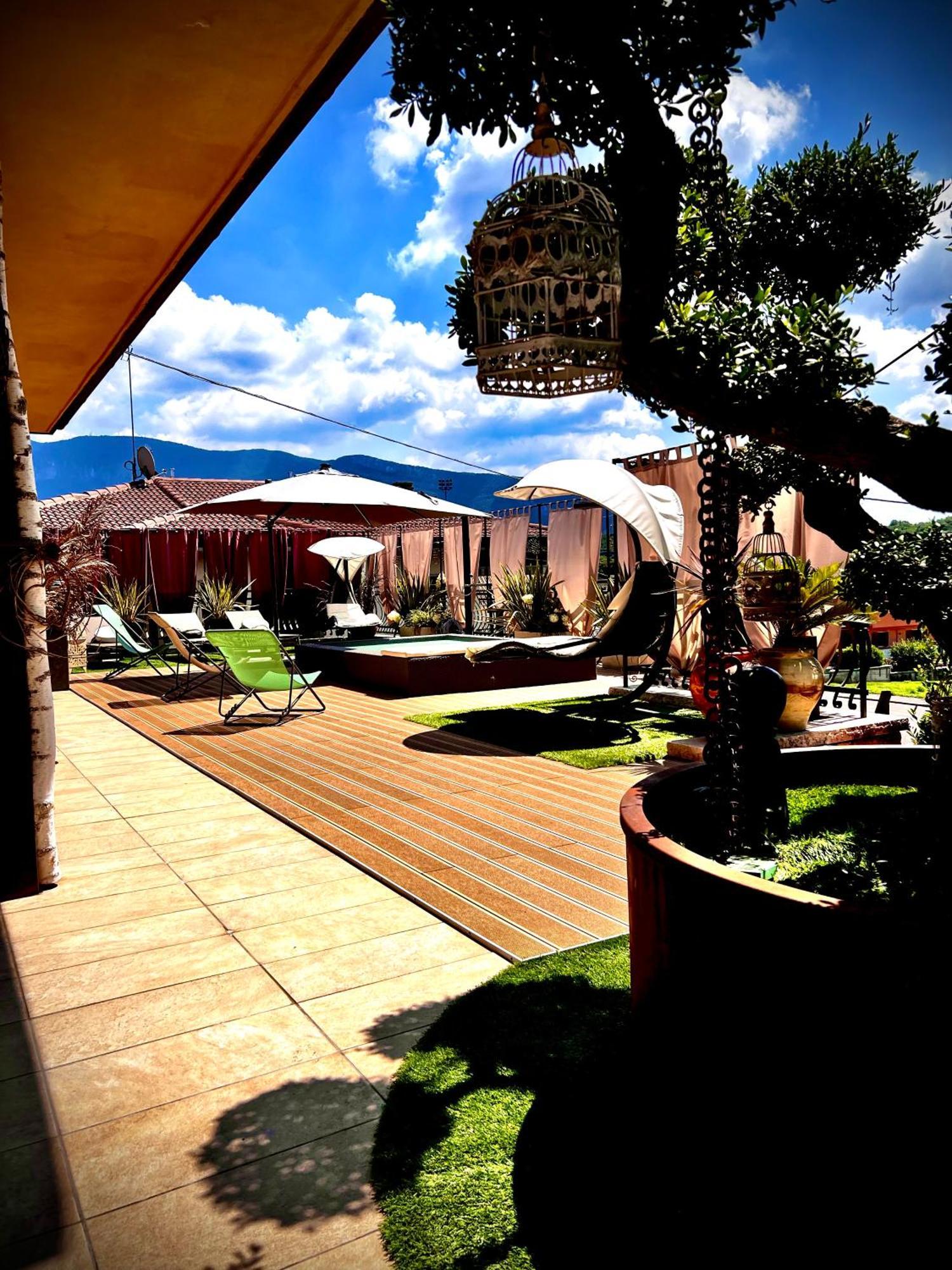 Welcome Traveller Frida'S Rooms Caprino Veronese Exterior photo